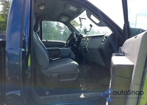 2014 Ford F-250 Xlt из США, поврежденный, VIN 1FTBF2B63EEB15853